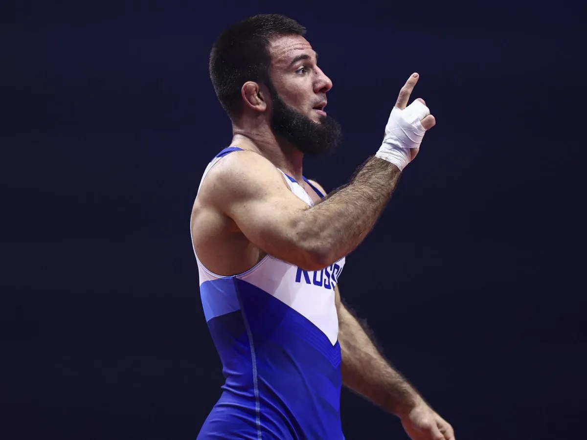 Ибрагим Ибрагимов выиграл золото ЧМ-2026 по борьбе в весе до 70 кг