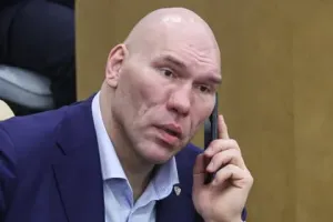 Валуев назвал системным недопуск россиян к мировому чемпионату по карате