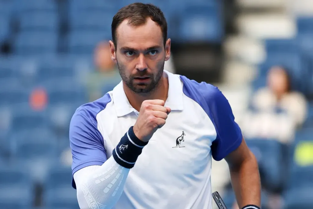 Сафиуллин прокомментировал поражение от Алькараса на US Open