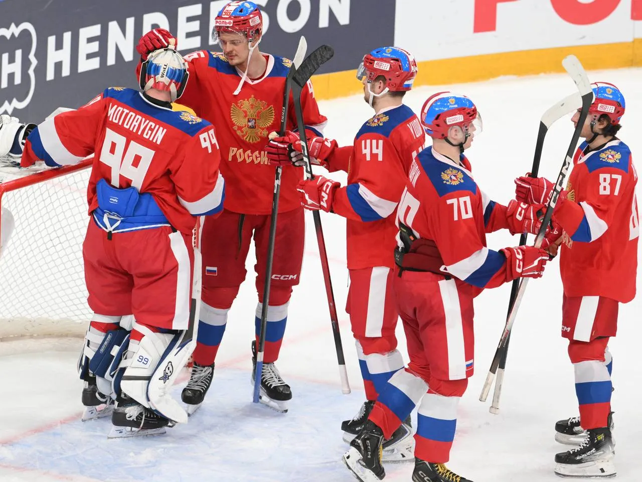 CAS обязал IIHF допустить сборные России к турнирам